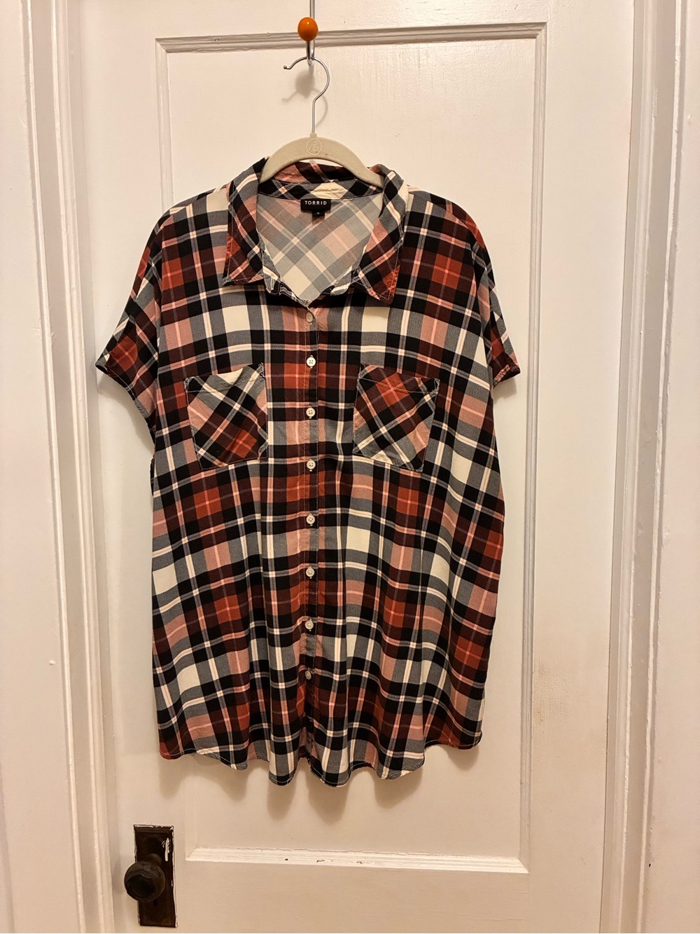 SOLD!!   Torrid Plaid Button-Up Top in Black, Cream & Rust